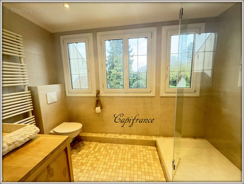 Maison à SAINT-MARD