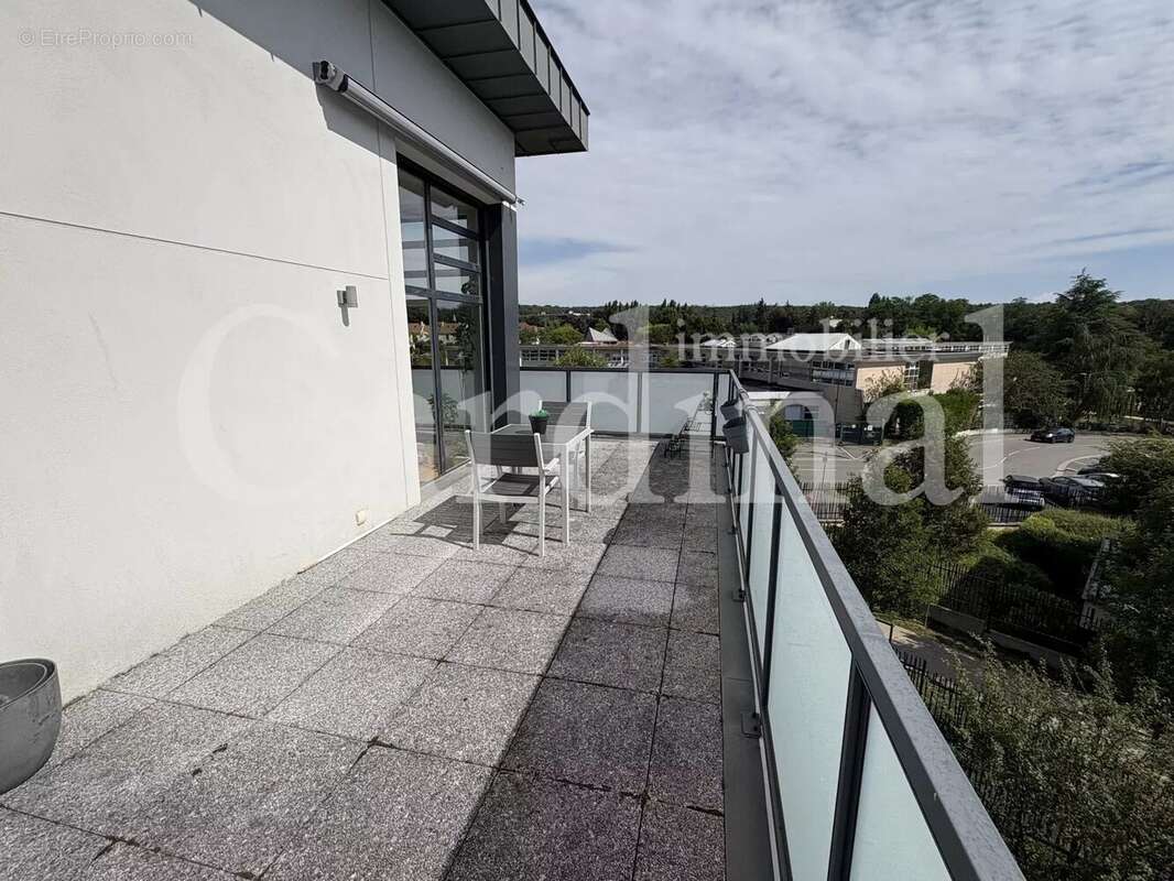 Appartement à NOISY-LE-ROI