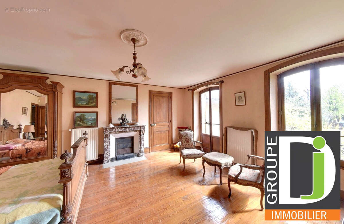 Maison à BOURG-DE-PEAGE