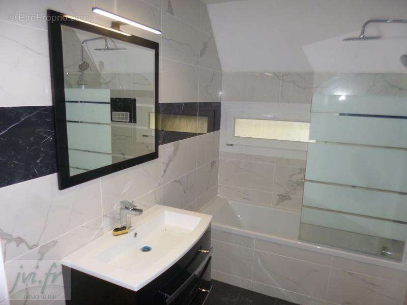 Maison à ENGHIEN-LES-BAINS