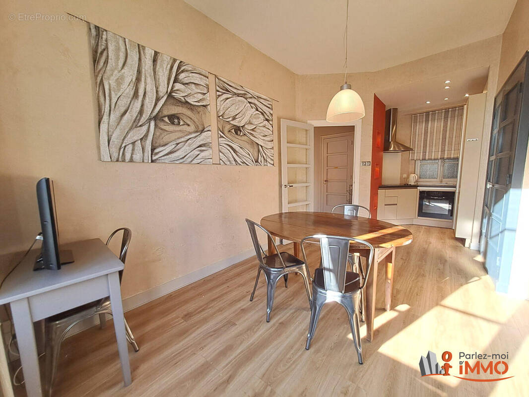Appartement à SAINT-ETIENNE