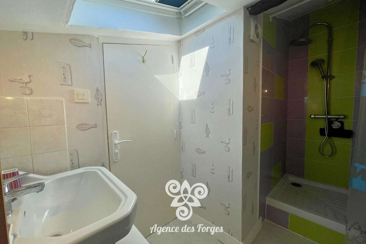 Maison à LE LANDREAU