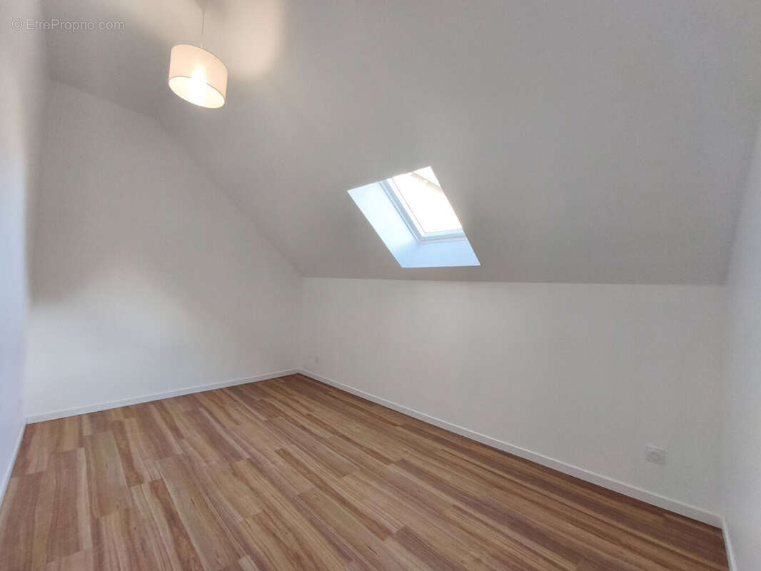 Maison à CHAMPAGNE-SUR-OISE