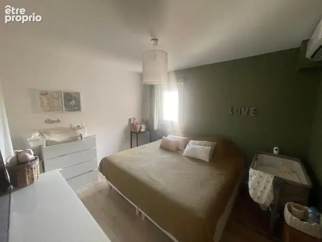 A vendre la ciotat 13600 appartement 3 pieces renove avec terrasse et apercu mer - photo 4