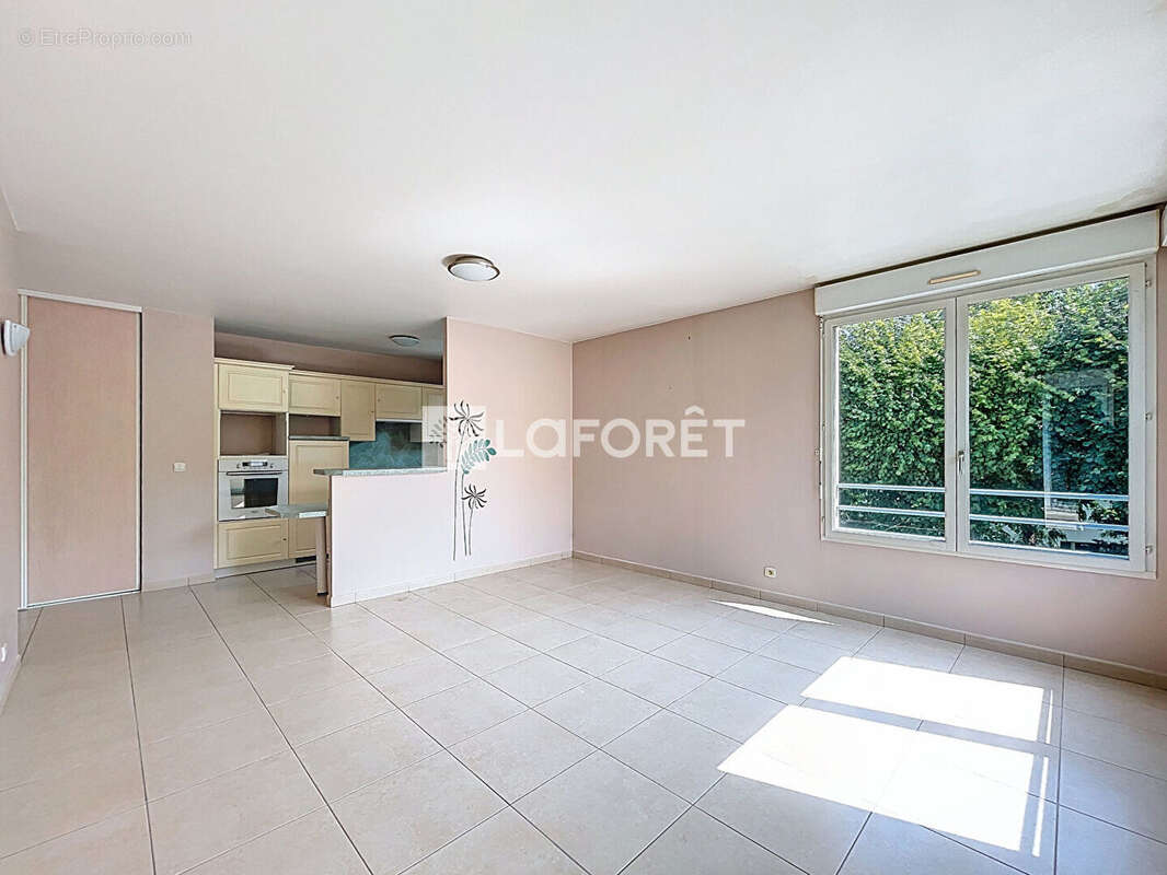 Appartement à LUZARCHES