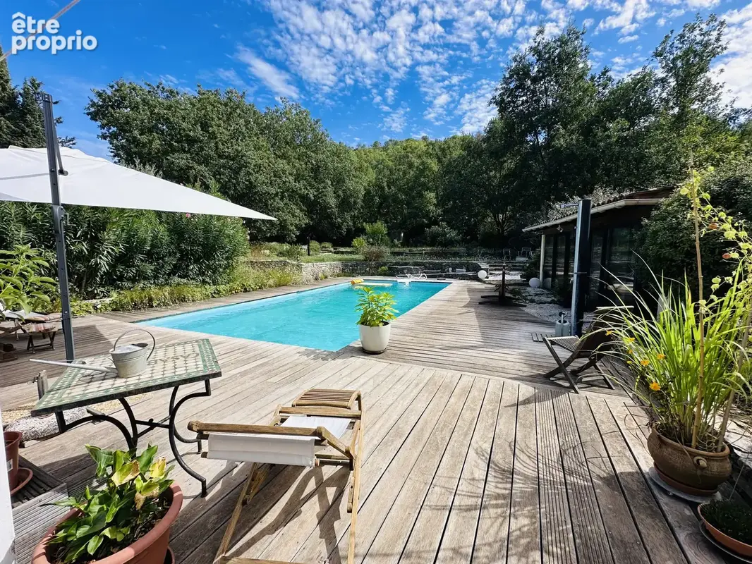 Ensemble immobilier rare : 2 villas, 10 pièces - photo 3