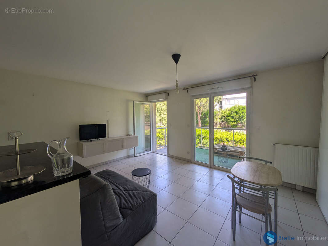 Appartement à LA VALETTE-DU-VAR