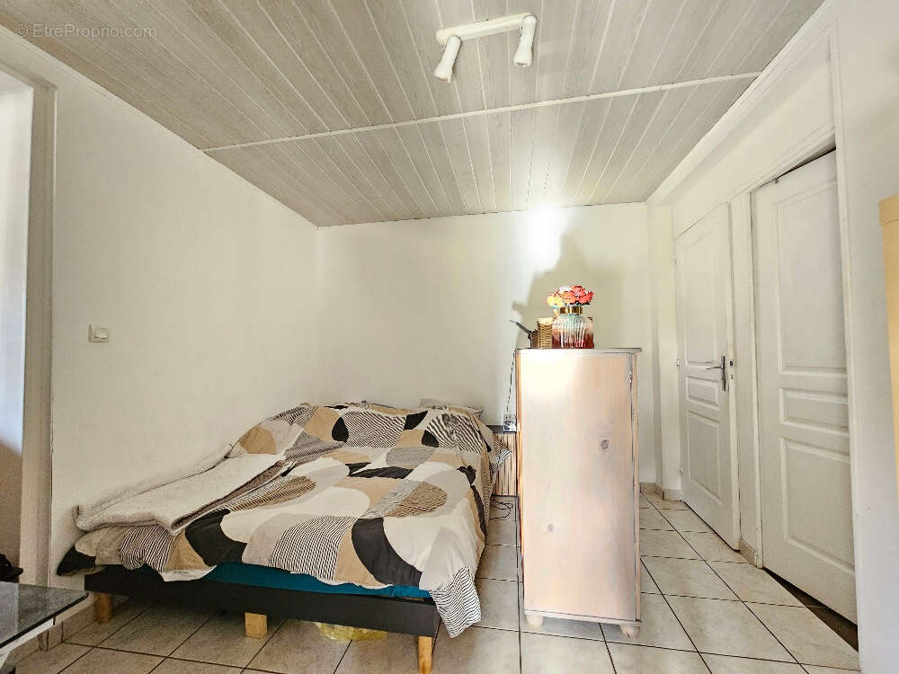 Maison à LA COURONNE