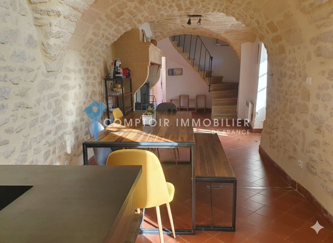 Maison à UZES
