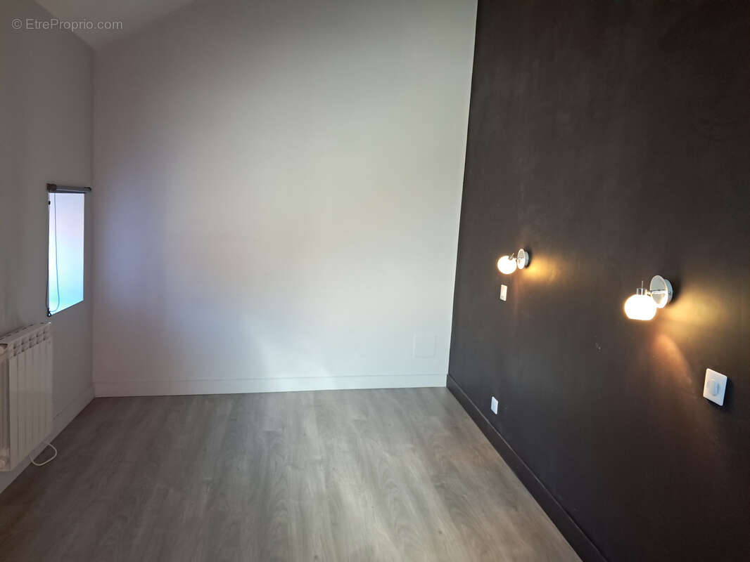 Appartement à PAULHE