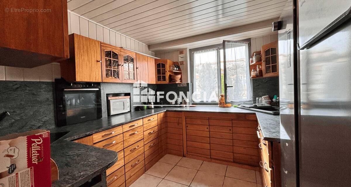 Appartement à SAINT-ETIENNE