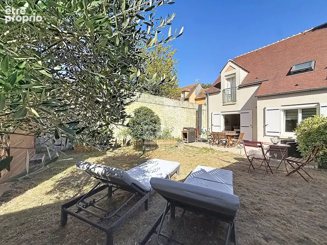Maison à ETAMPES