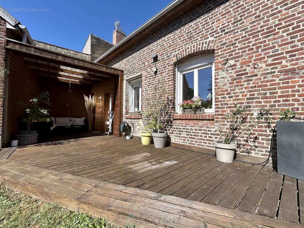 Magnifique fermette rénovée avec grange et dépendances. - photo 18