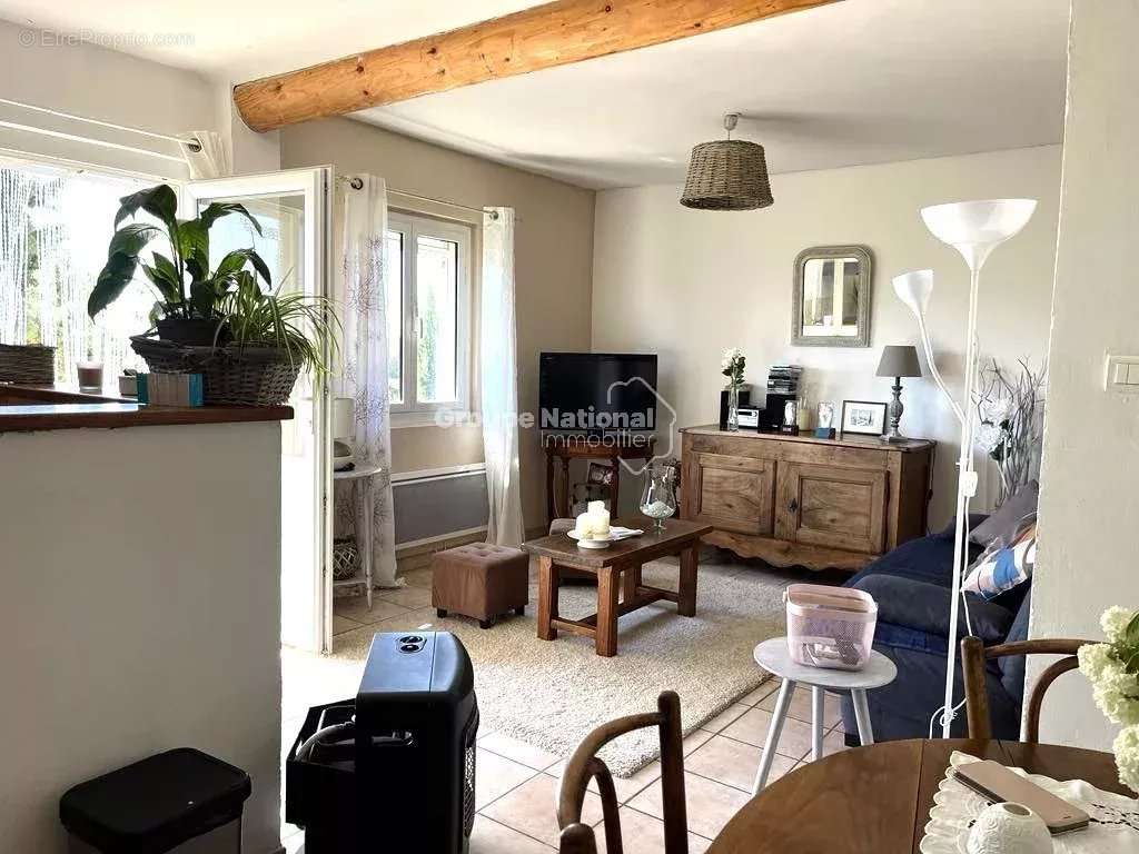 Maison à PERNES-LES-FONTAINES