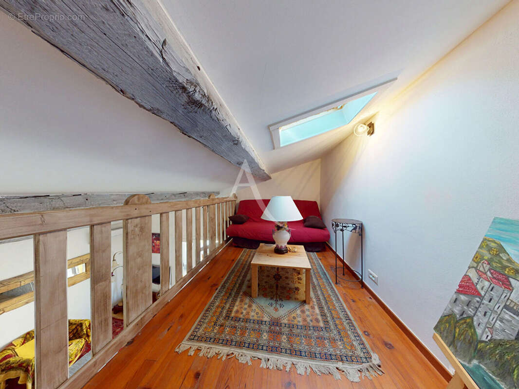 Lagrasse: Coquette maison en pierre avec terrasse - photo 9