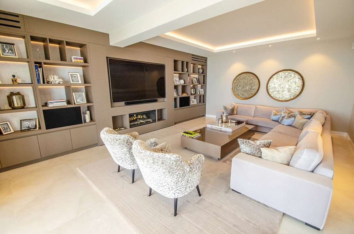 Maison à THEOULE-SUR-MER