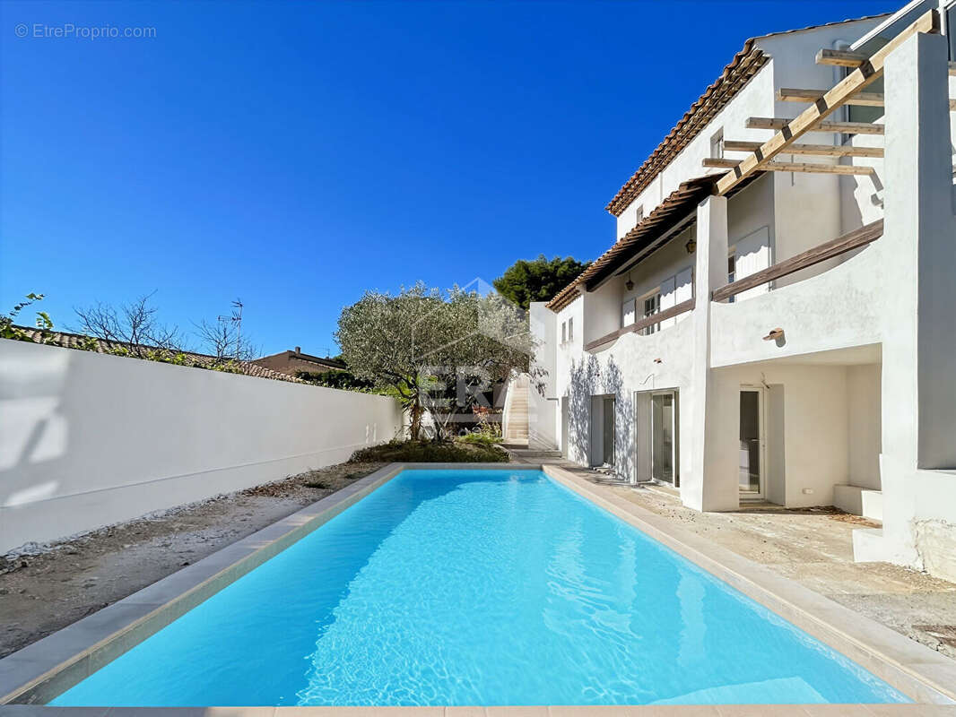 Maison à CARRY-LE-ROUET