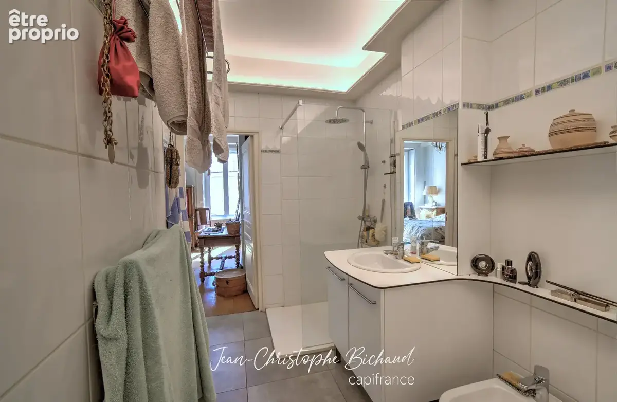 Appartement à vendre 4 pièces LYON 3EME ARRONDISSEMENT (69) - photo 9
