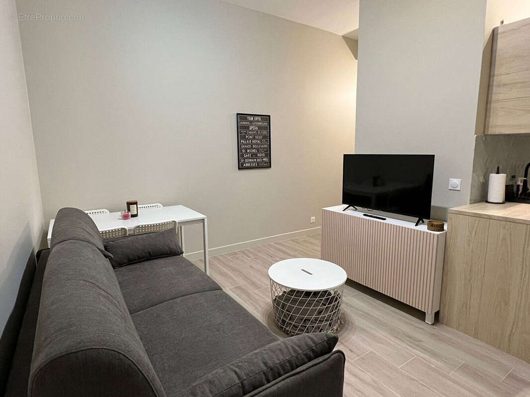 Appartement à AUBERVILLIERS