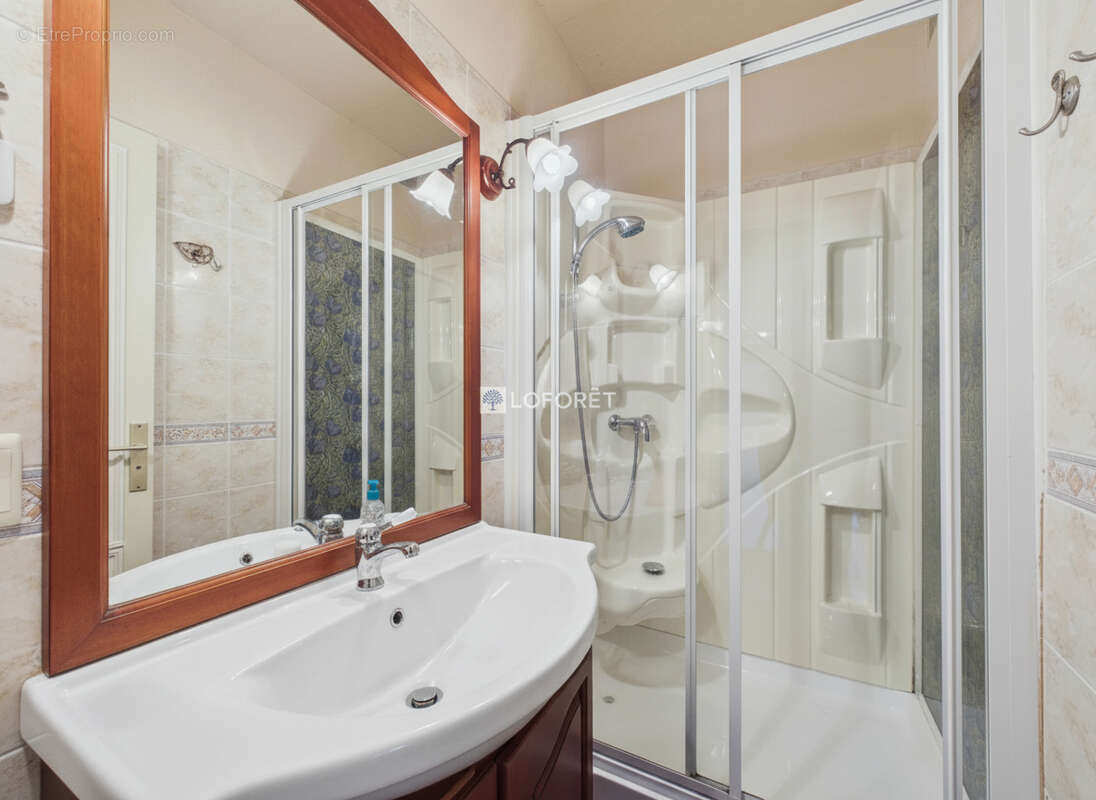 Exclusivité  :  Maison Saint Evarzec 7 pièce(s) - photo 9