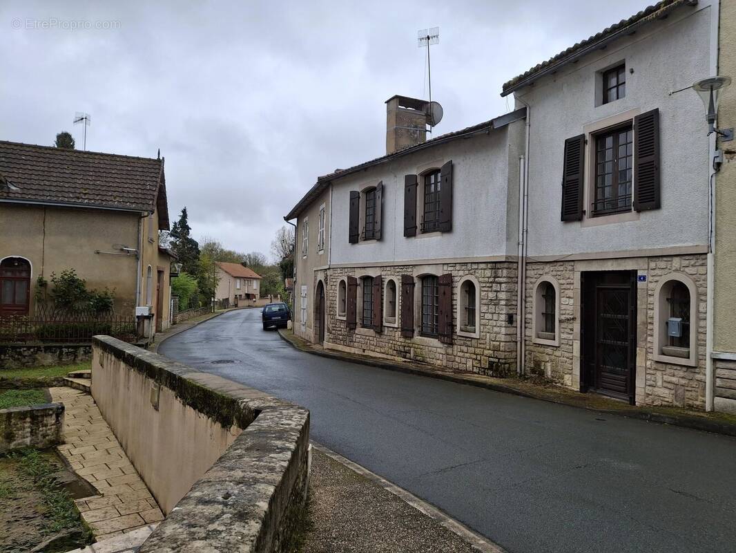 Maison à GOUEX