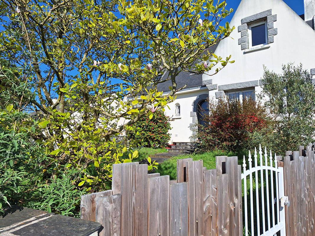Maison à SAINTE-LUCE-SUR-LOIRE