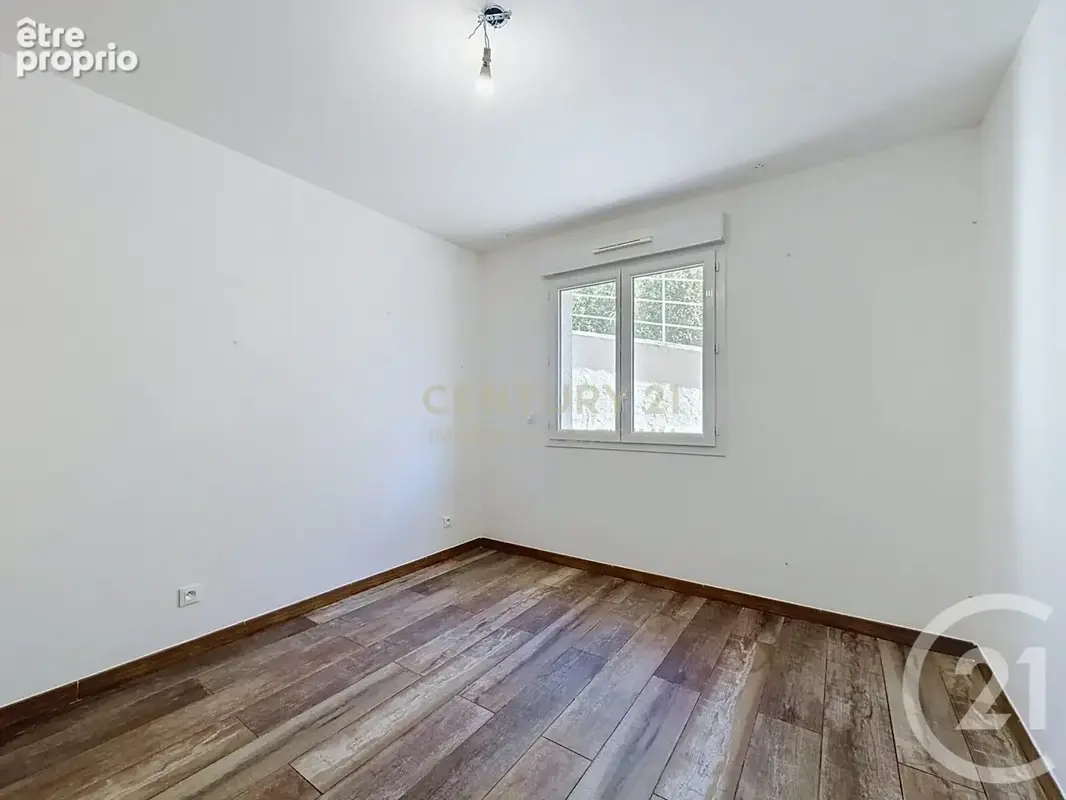 Maison 7 pièces 165 m² à vendre à Saint-Alban-De-Roche (38080) - photo 7