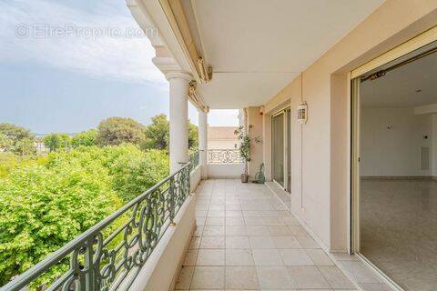 Appartement à SANARY-SUR-MER