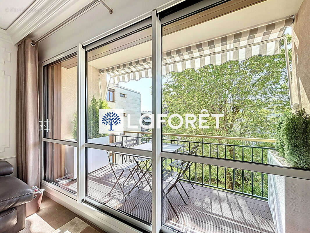 Appartement à NOISY-LE-ROI