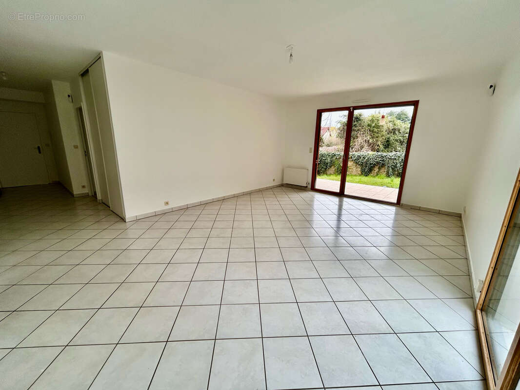 Appartement à LIMAS