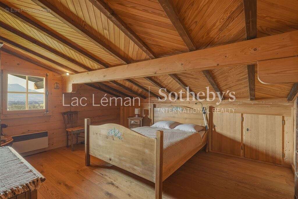 Chalet authentique avec vue panoramique – Propriété de 1,2 hectare - photo 15
