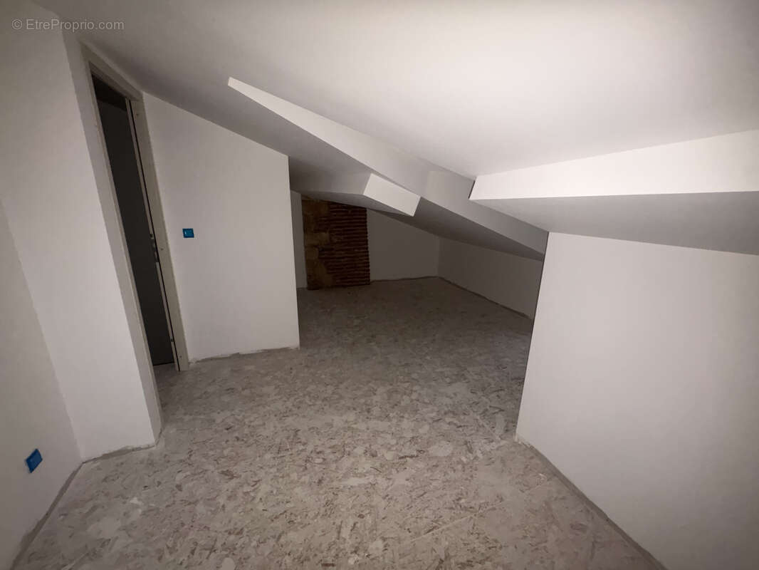 Appartement à PUY-L&#039;EVEQUE