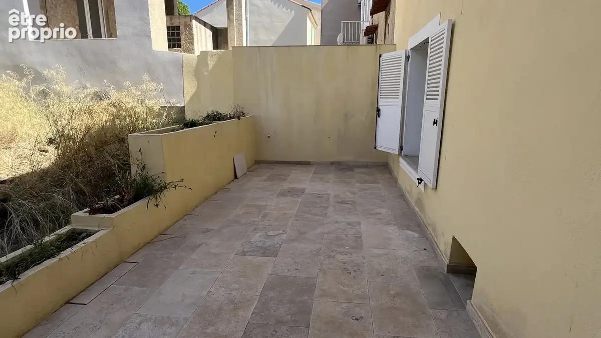 Appartement T3 lumineux avec grande terrasse au coeur de Sainte-Maxime - photo 3