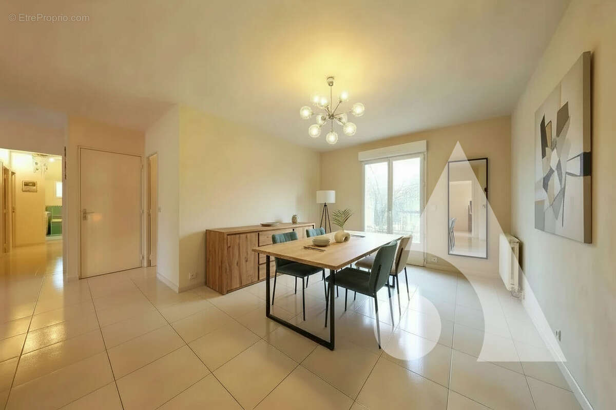 Maison à RIS-ORANGIS