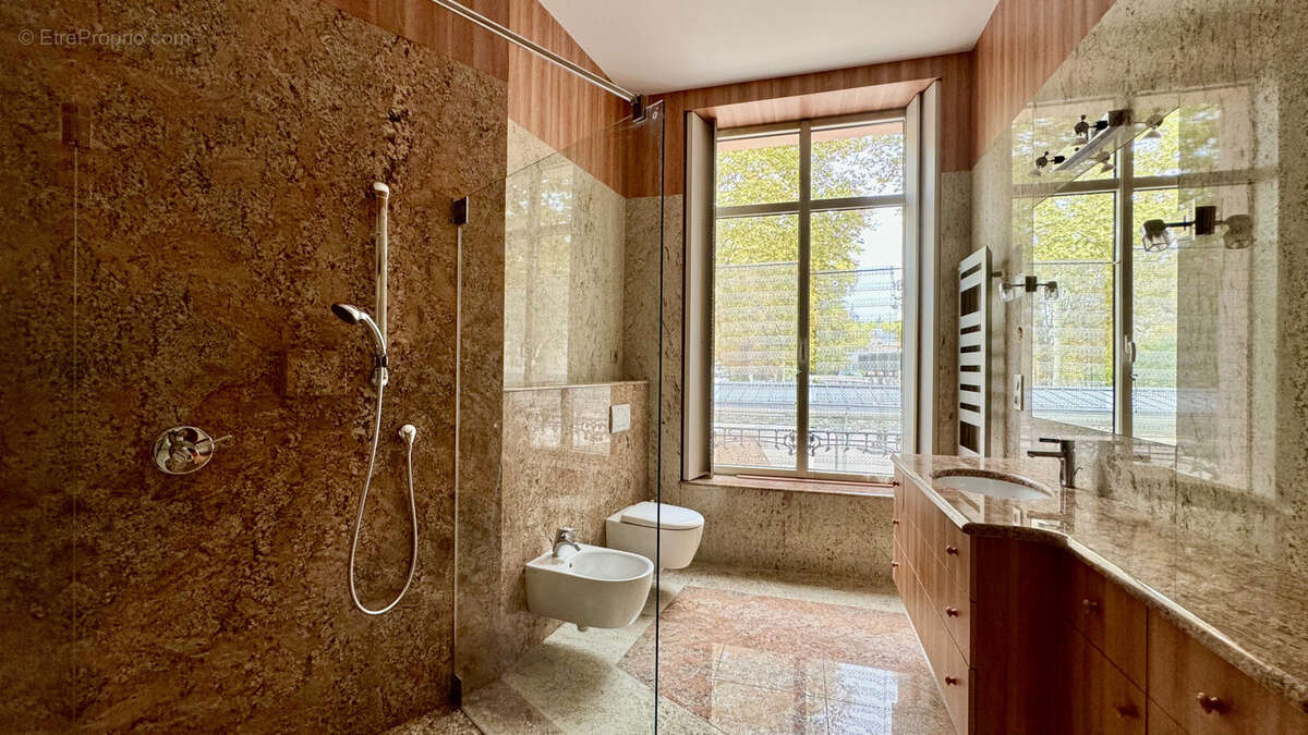 Appartement à VICHY