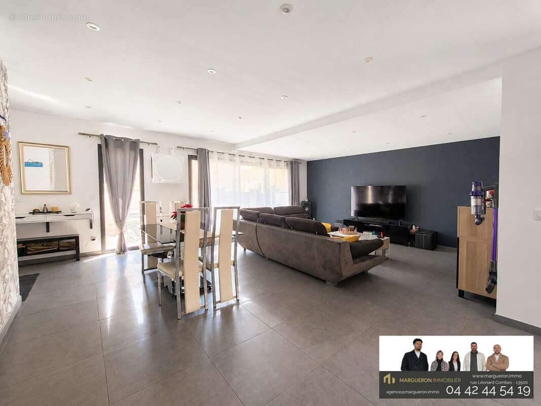Maison 136 m² à Port-De-Bouc  - photo 4