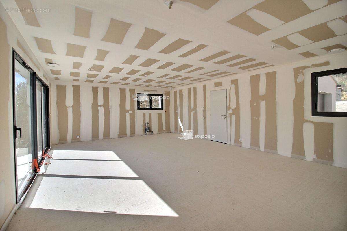 Maison à CASTILLON-DU-GARD