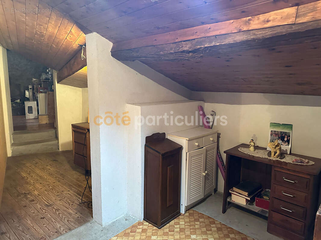 Maison à SAINT-MESMIN