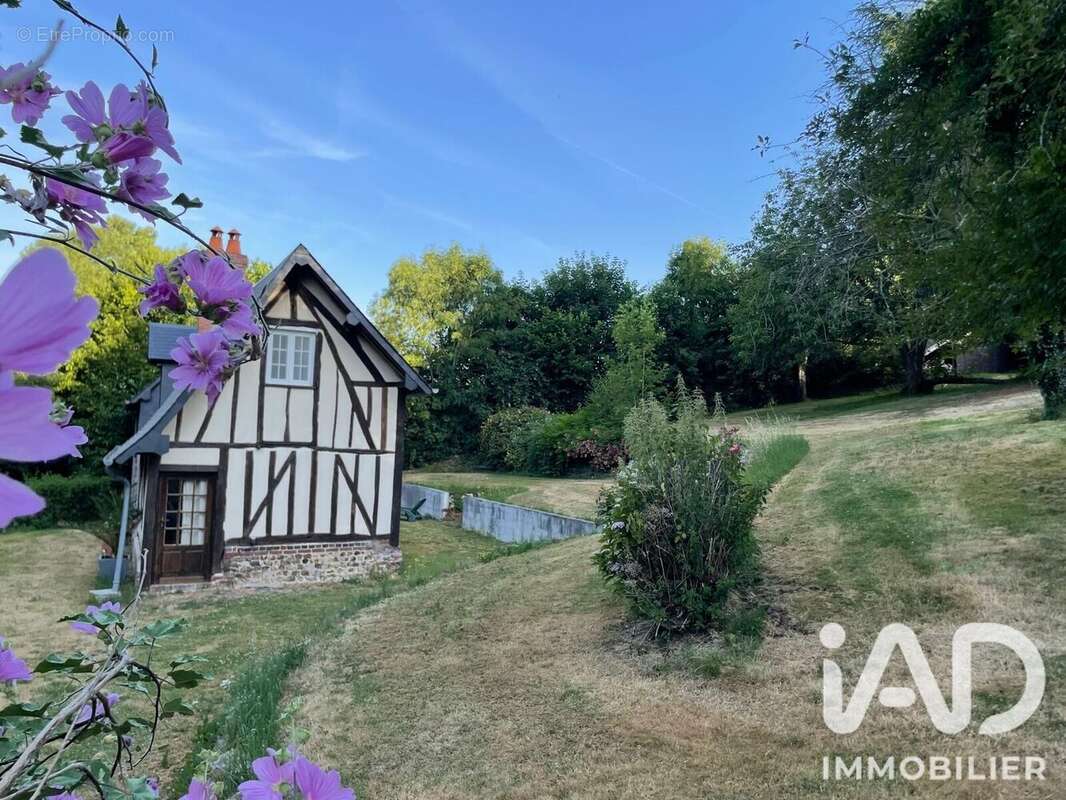 Maison 115 m² à Saint-Georges-Du-Vievre  - photo 2