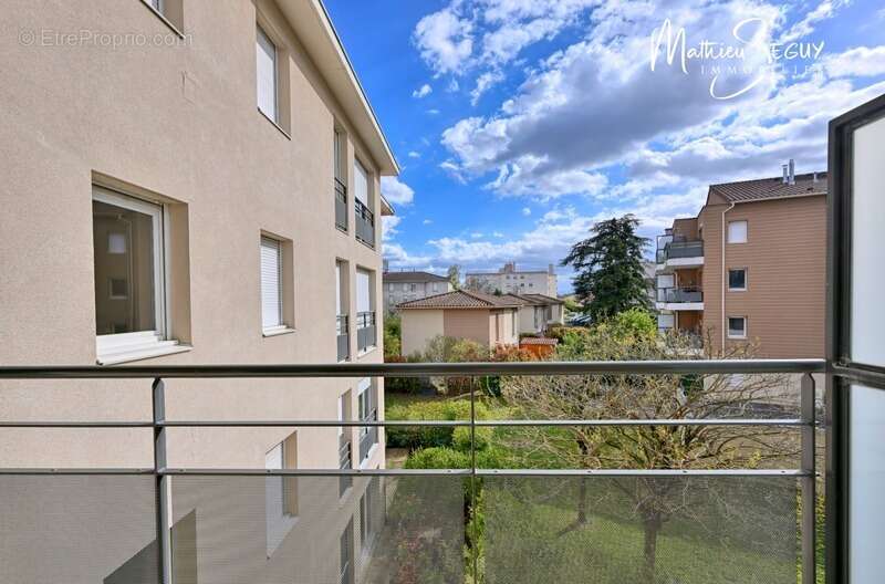 Appartement à CRAPONNE