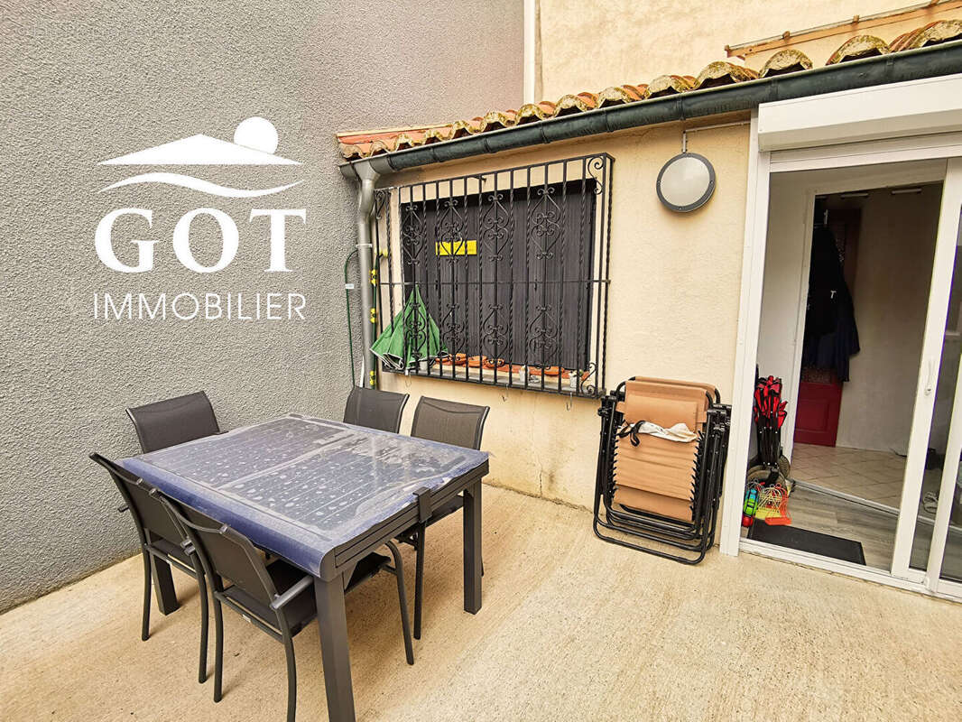 Maison à SAINT-LAURENT-DE-LA-SALANQUE