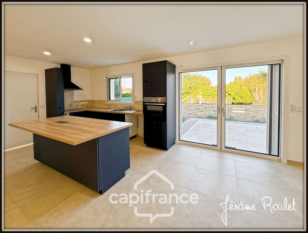 Maison à vendre 4 pièces 3 chambres Terrain 760 m² avec garage VILLIERS (86) - photo 7