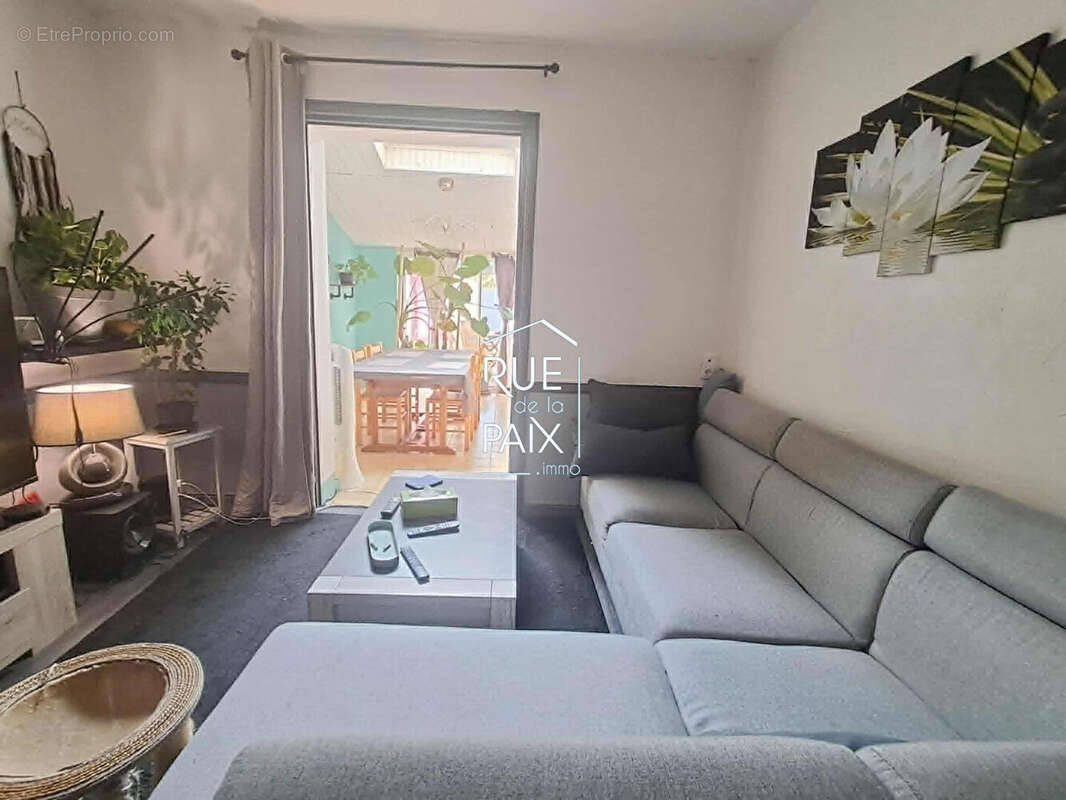 Charmante maison à Châtellerault avec cours et dépendance - photo 6