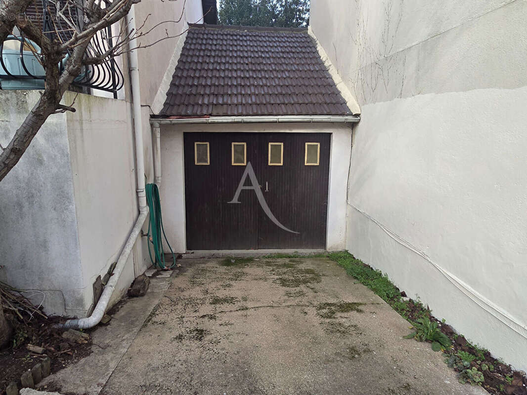 Maison à VITRY-SUR-SEINE