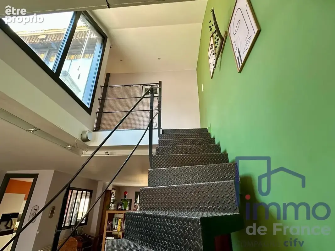Appartement 117 m² à Saint-Etienne  - photo 6