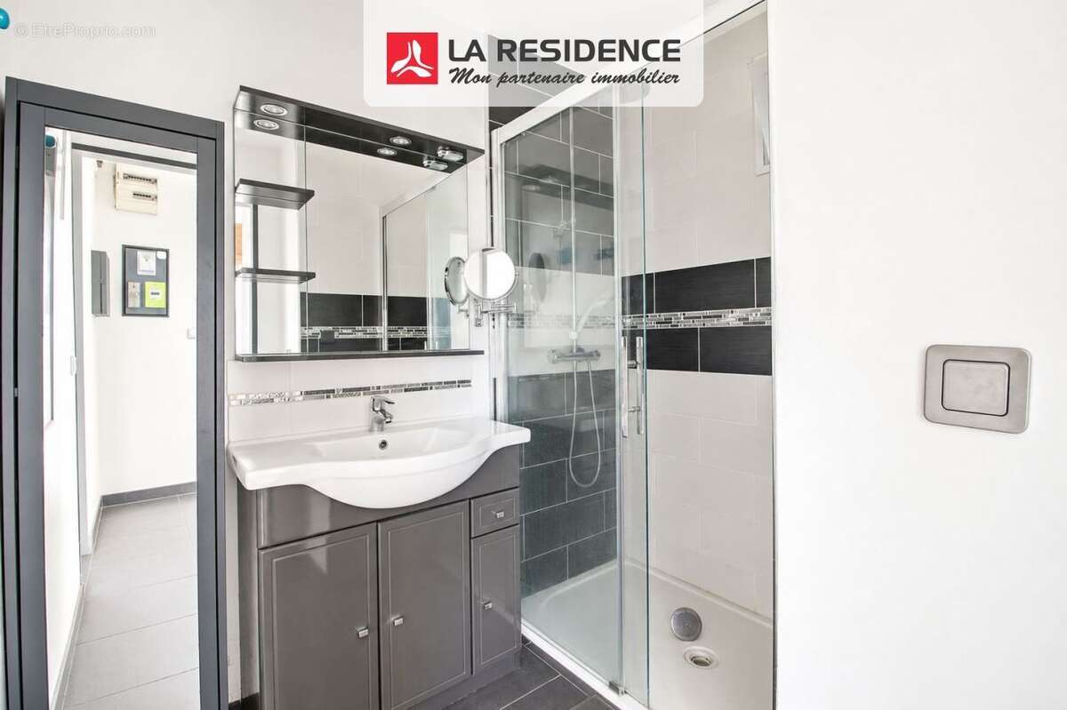 Maison 60 m² à Grand-Couronne  - photo 4