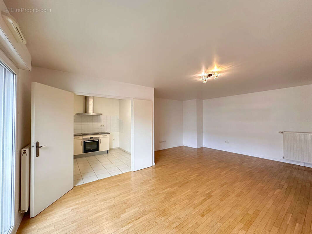 Appartement à NANTERRE