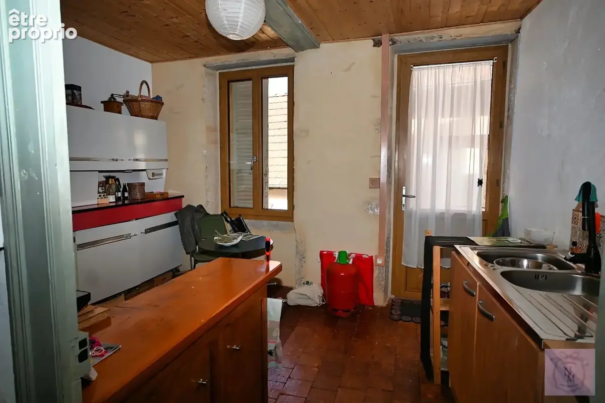 À vendre : maison de caractère à Saint-Honoré-les-Bains - photo 10