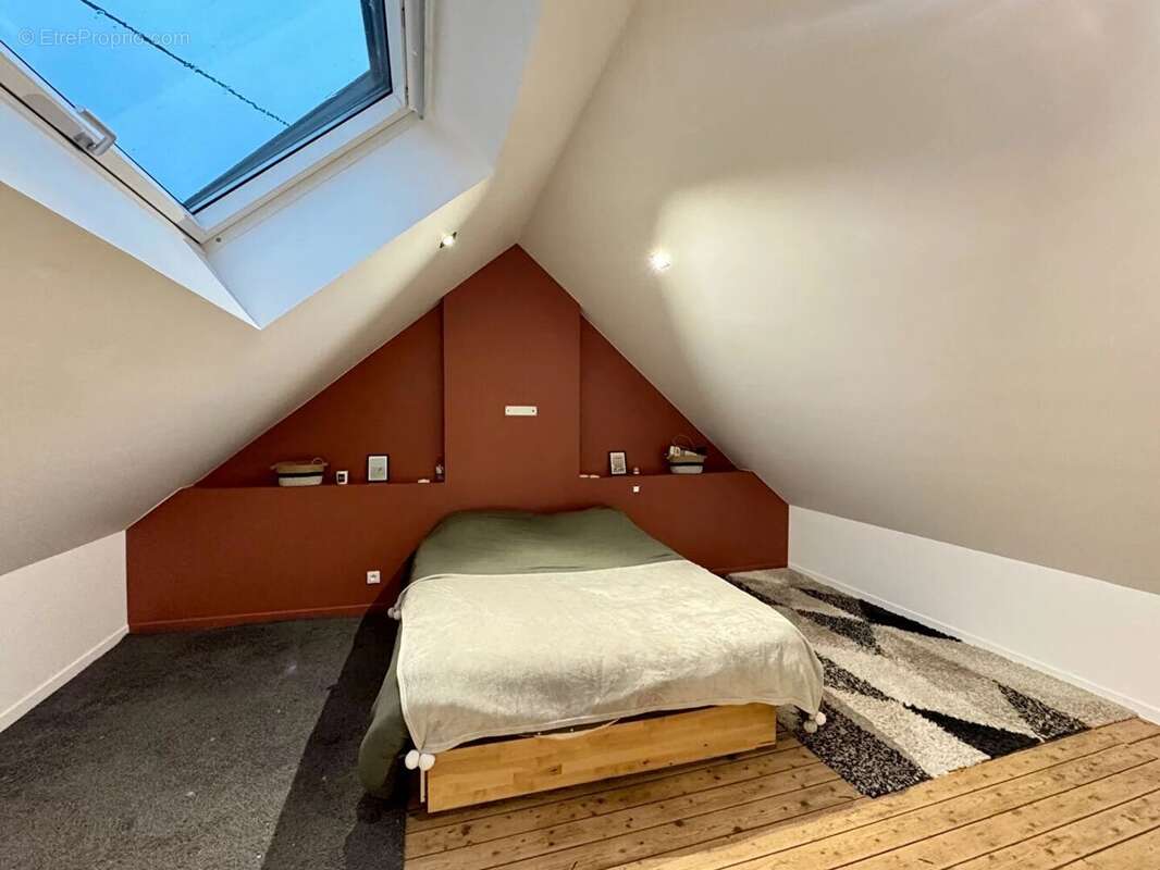 Maison à CHATILLON-EN-VENDELAIS