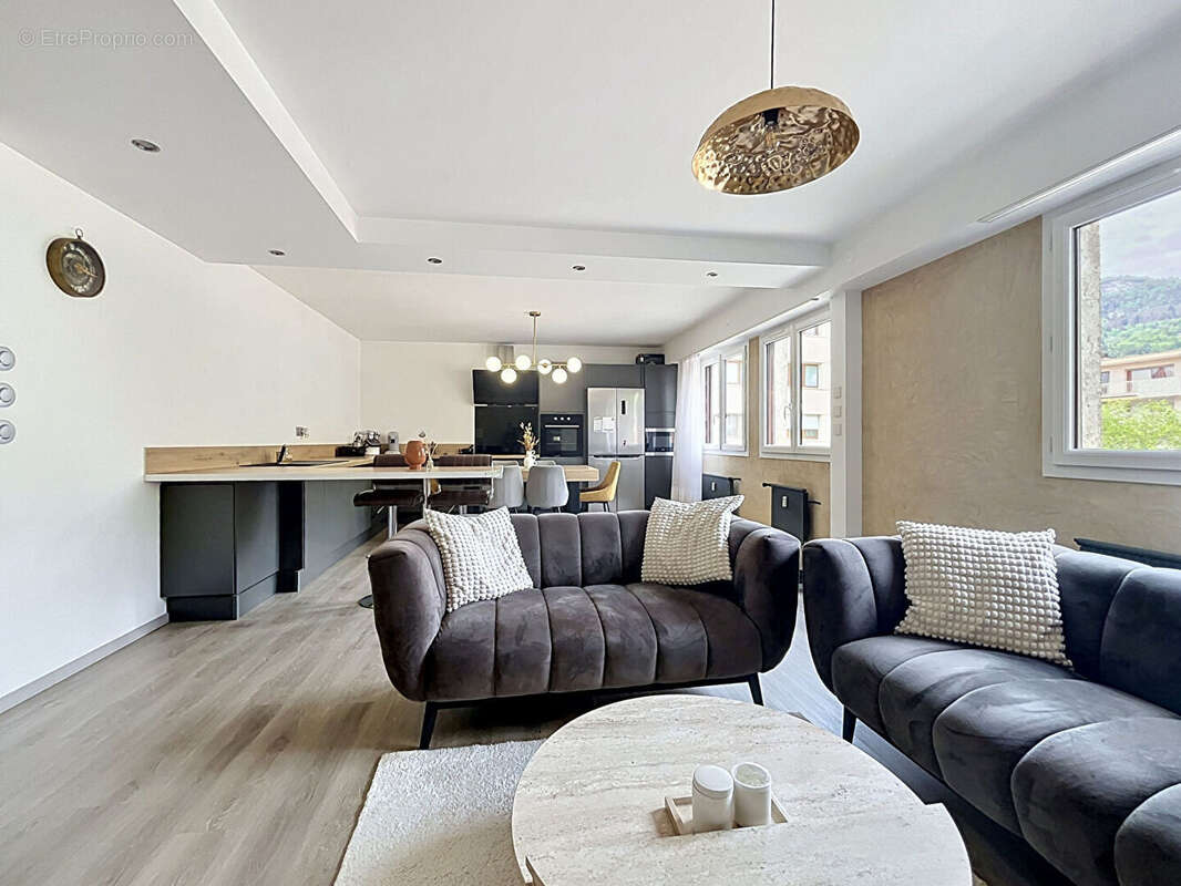 Appartement à BONNEVILLE